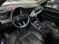 جیپ گراند شیرۆکی